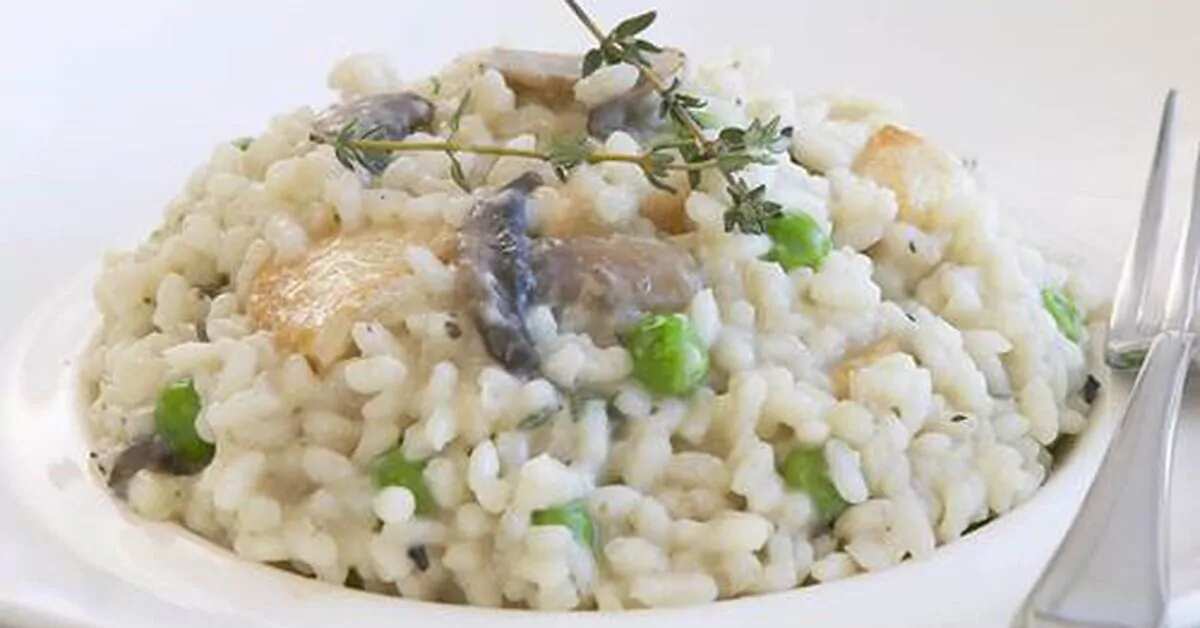 How to make Chicken, Mushroom And Pea Risotto Recipe