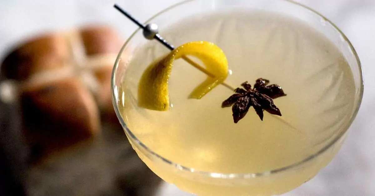 Hot Crossed Bun Martini