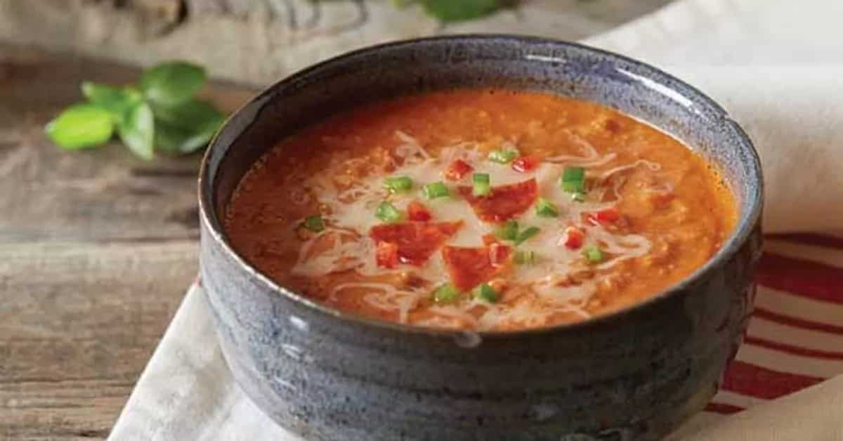 How to make Pepperoni And Sausage Pizza Soup Recipe