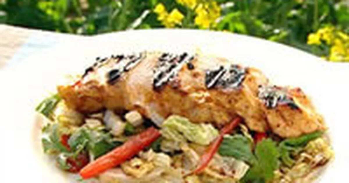 How to make Tamarind, Lime And Honey Chicken Salad Recipe
