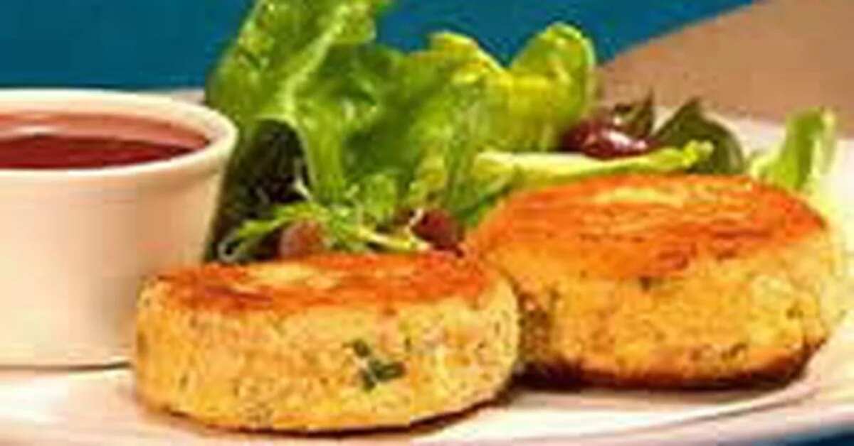 How to make Tuna Potato And Fetta Cakes With Fresh Basil Recipe