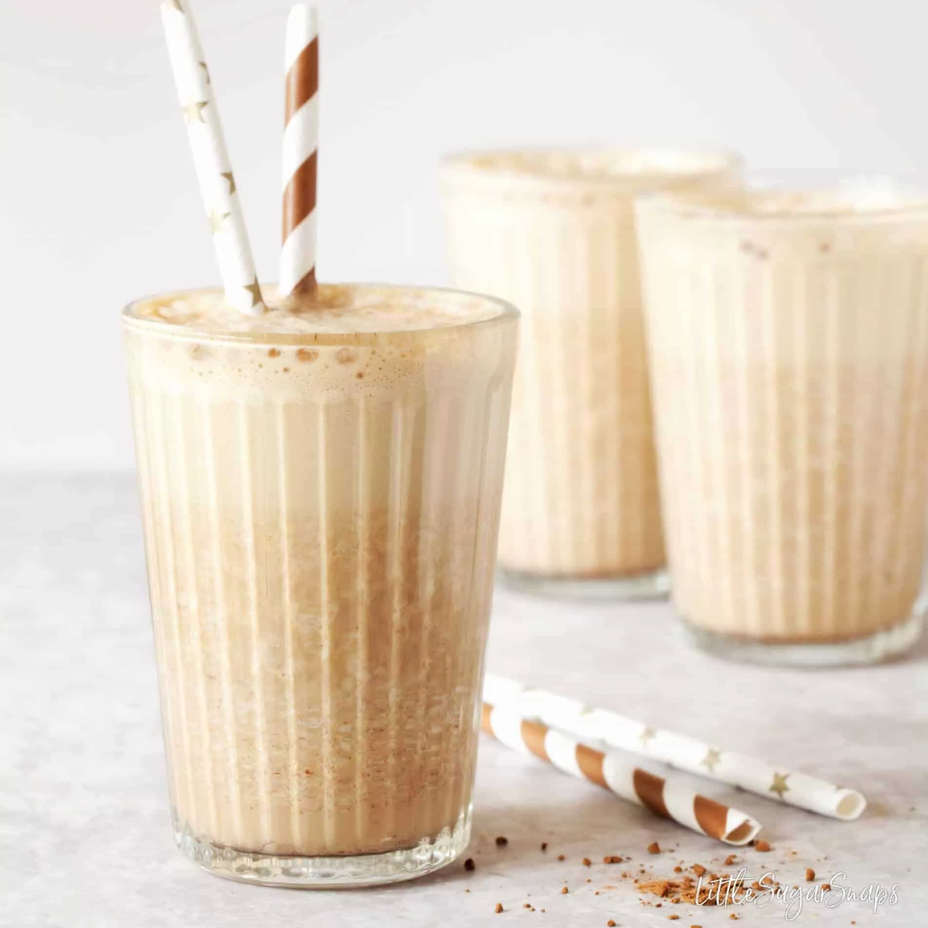 How to make Coffee Date Shake With Cardamom & Vanilla Recipe