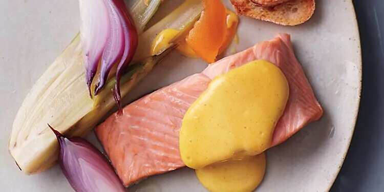 How to make Poached Salmon With Grapefruit Olive Oil Hollandaise Sauce