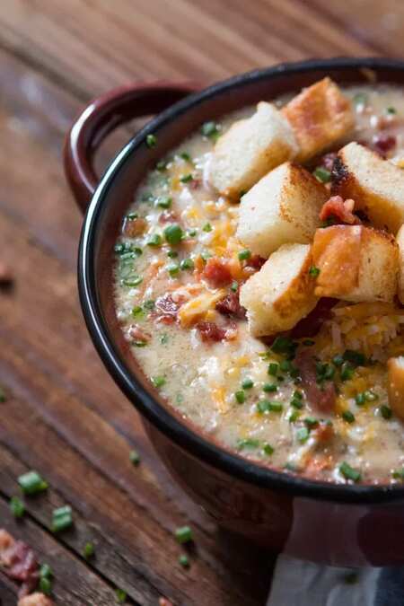 Cheeseburger Soup