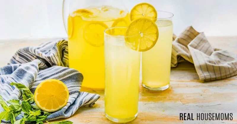 Classic Homemade Lemonade