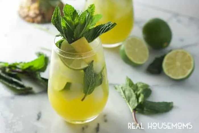How to make Skinny Sparkling Mint Pineapple Lemonade Recipe