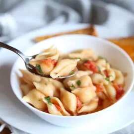 How to make Instant Pot Macaroni And Tomatoes Recipe