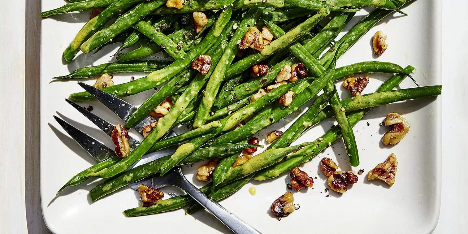 How to make Green Beans With Miso, Mustard, And Walnuts Recipe