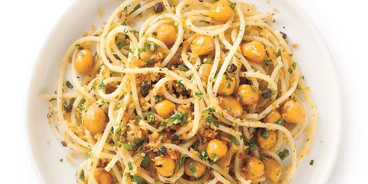 How to make Crispy Chickpea And Caper Spaghetti Recipe