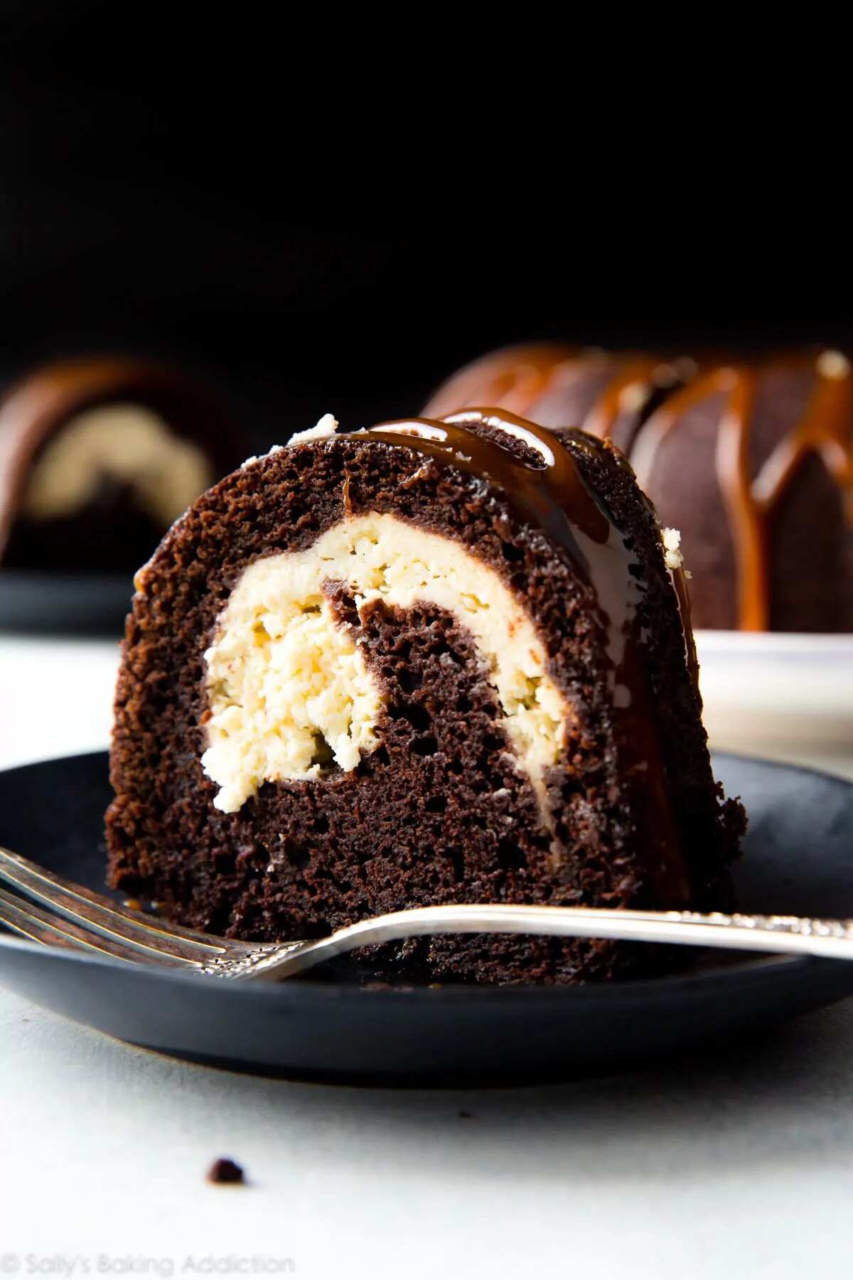 How to make Chocolate Cream Cheese Bundt Cake Recipe