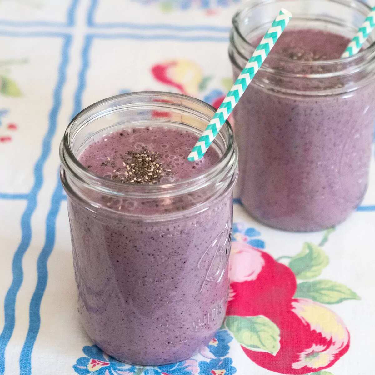 How to make Blueberry Almond Smoothie Recipe