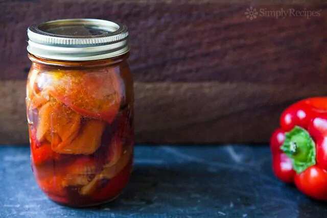Marinated Roasted Red Bell Peppers