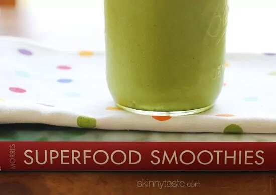 How to make Mango Banana Hemp Seed Green Smoothie Recipe