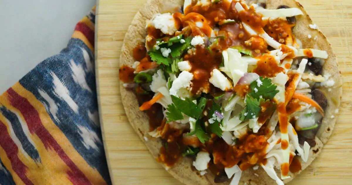 How to make Poblano Pepper And Pinto Bean Tostadas Recipe