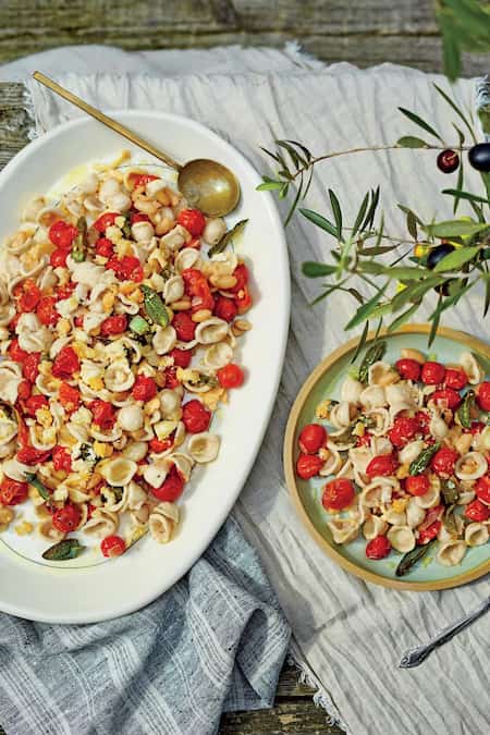 Pasta With Beans, Blistered Tomatoes, And Breadcrumbs Pasta With Beans, Blistered Tomatoes, And Breadcrumbs