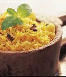 Aloo Gobi Ka Pulao Aloo Gobi Ka Pulao