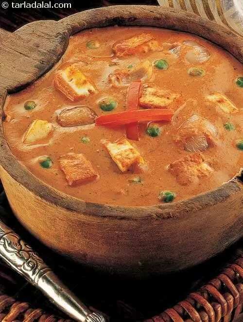 Paneer Makhani (Recipe In Hindi)