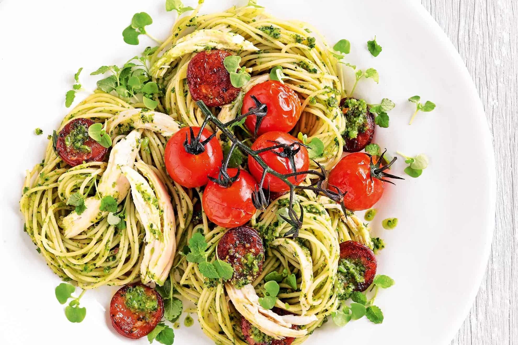 How to make Chicken And Chorizo Pesto Pasta Recipe