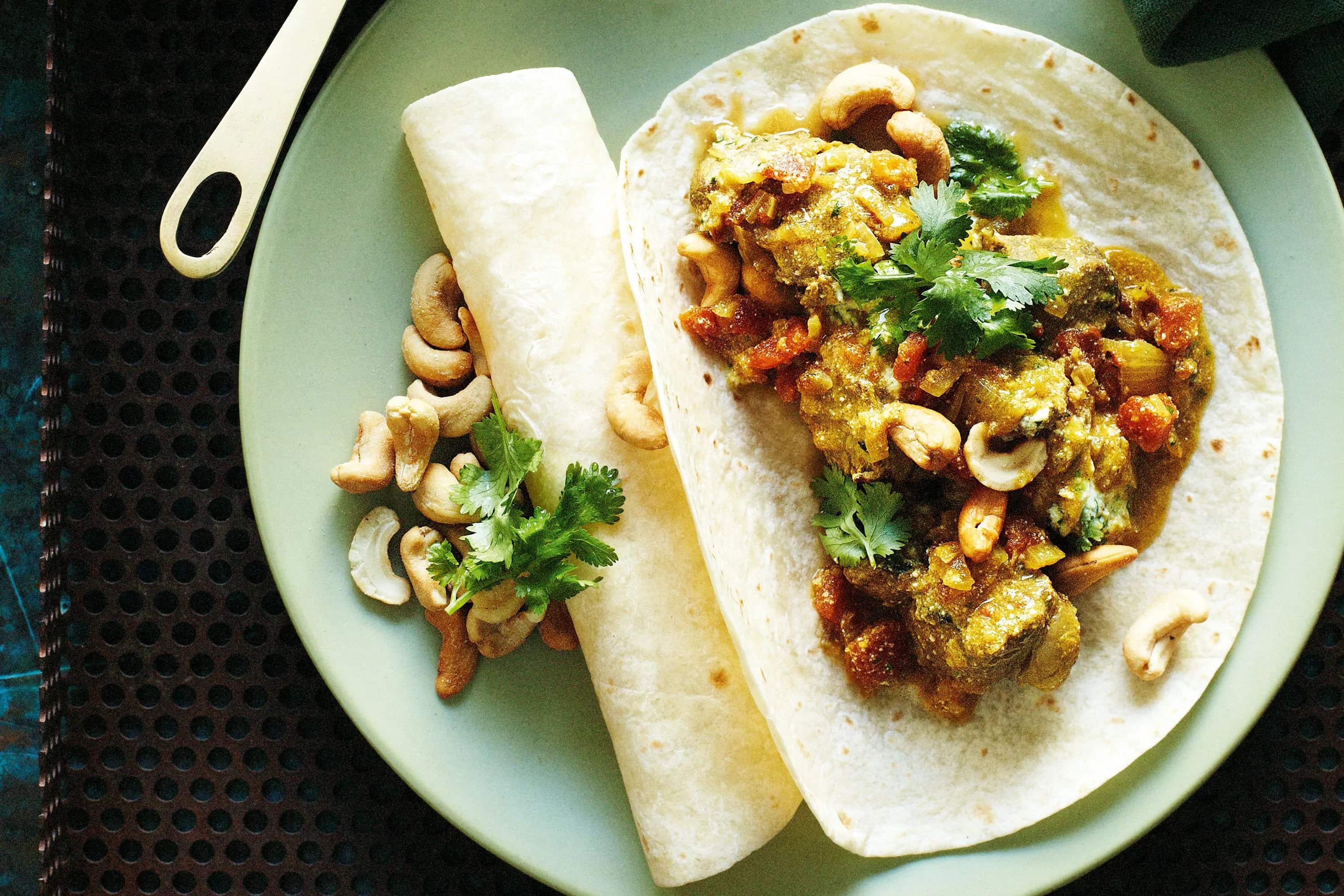How to make Coriander And Cashew Lamb Curry Recipe