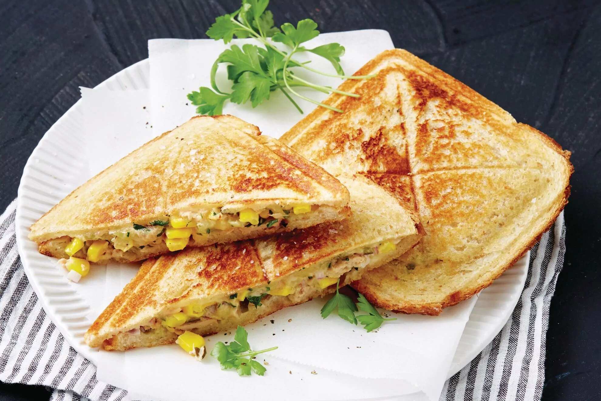How to make Creamy Tuna And Corn Jaffles Recipe