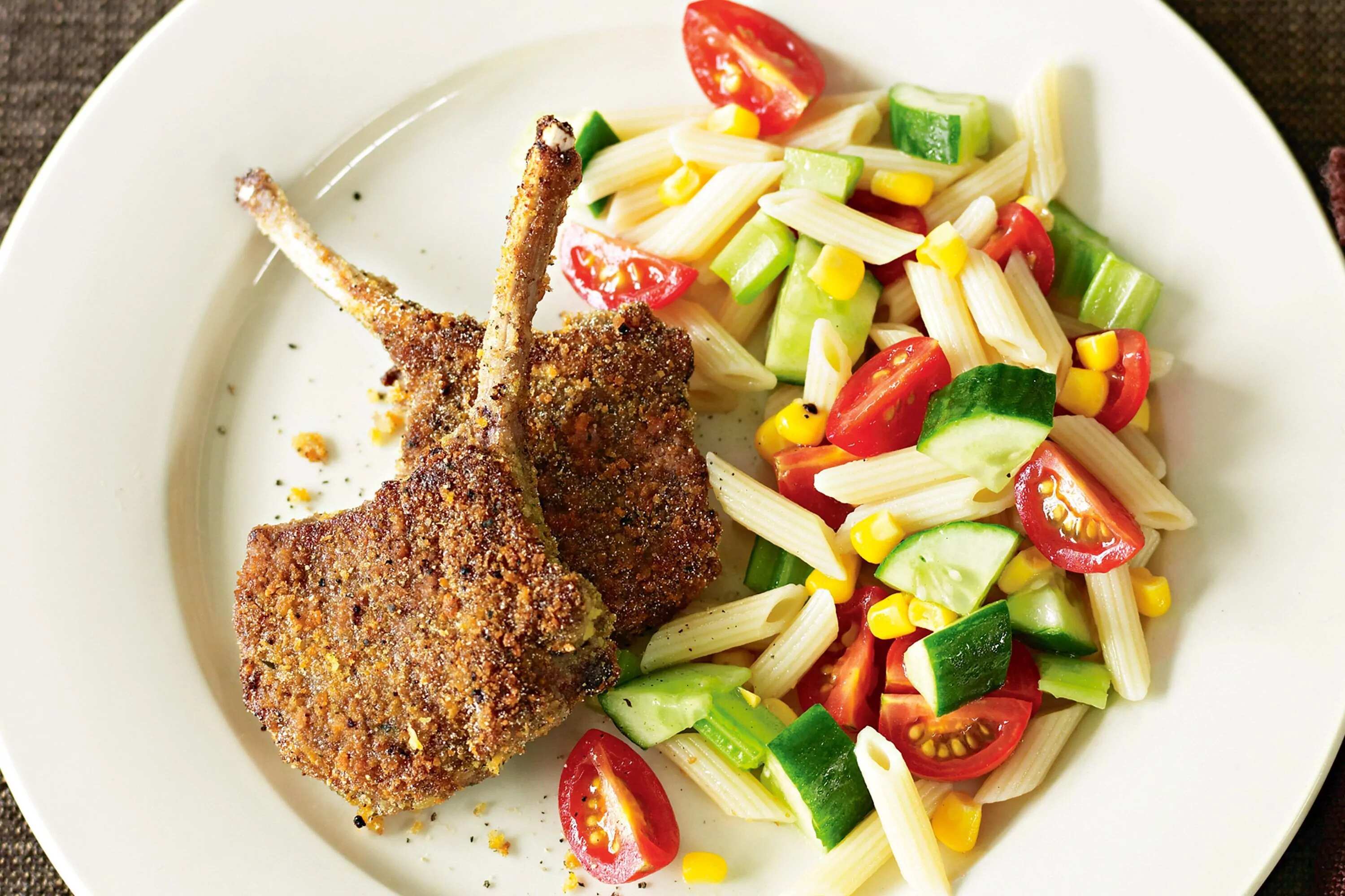 How to make Crumbed Lamb Cutlets With Pasta Salad Recipe