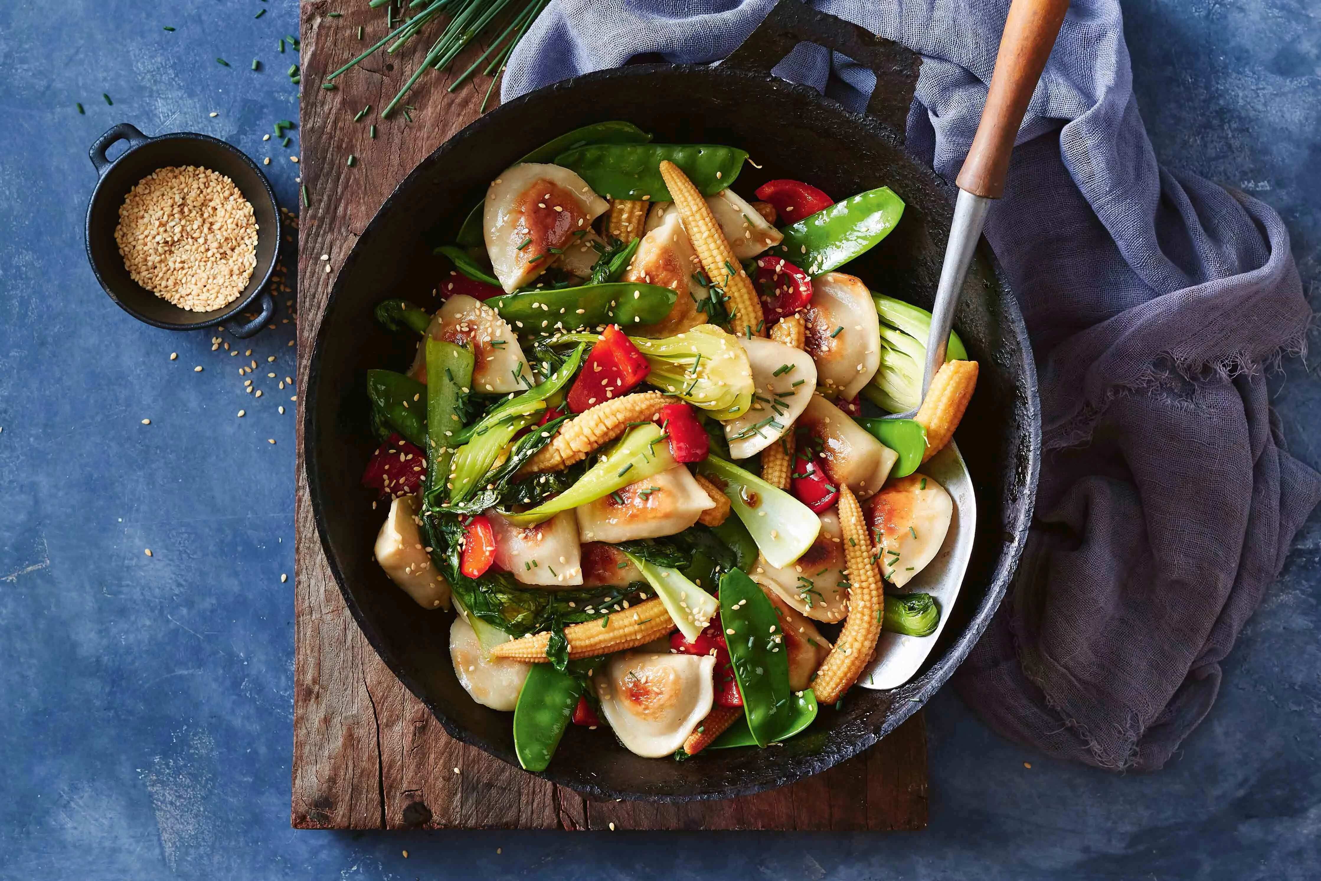 How to make Pork Dumpling And Asian Greens Stirfry Recipe