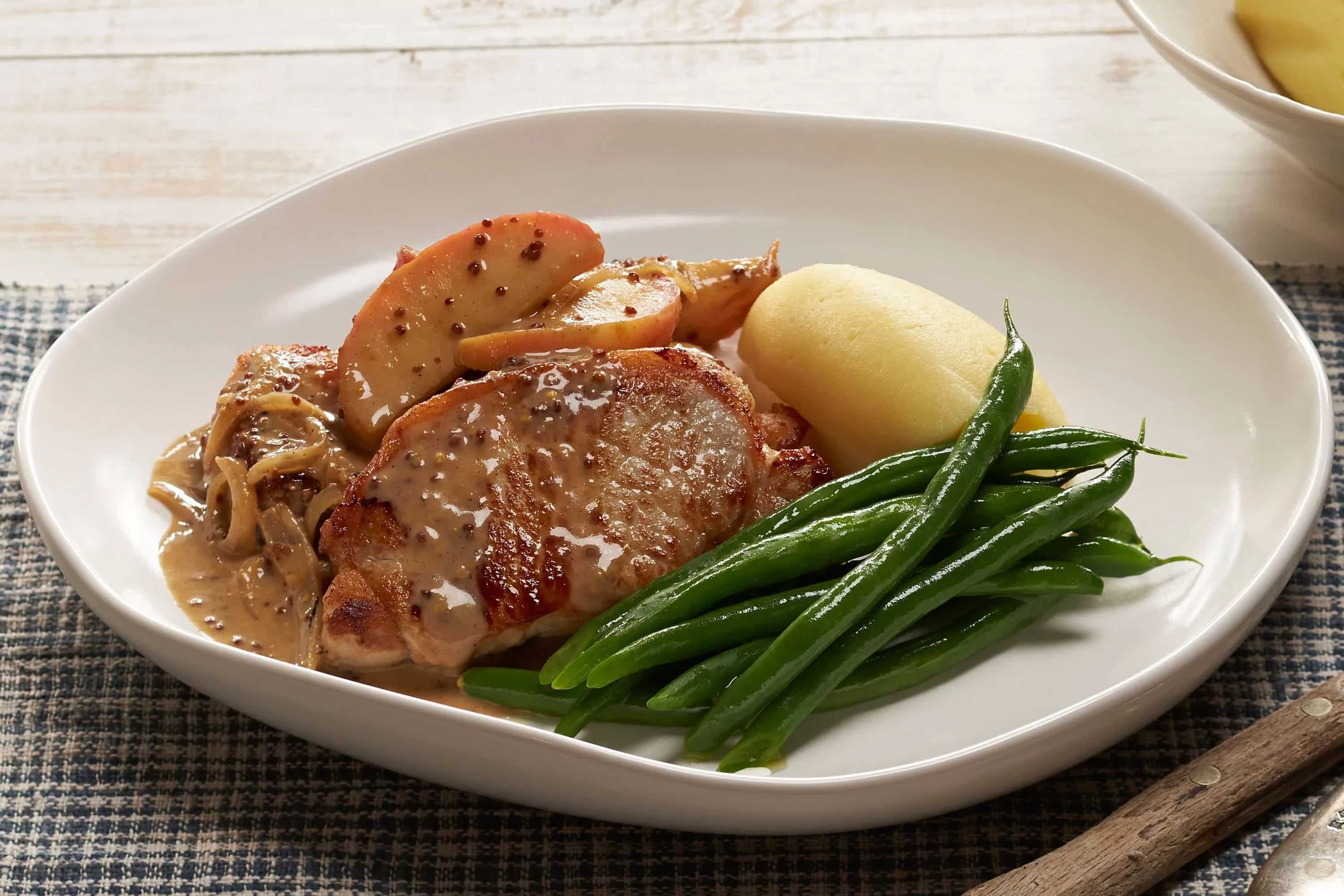 How to make Pork Steaks With Apple Cream And Cider Sauce Recipe