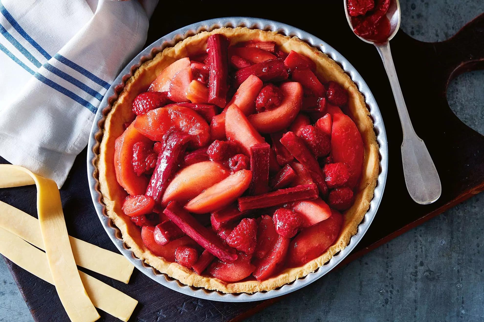 How to make Slow Cooker Apple Rhubarb And Raspberry Pie Filling Recipe