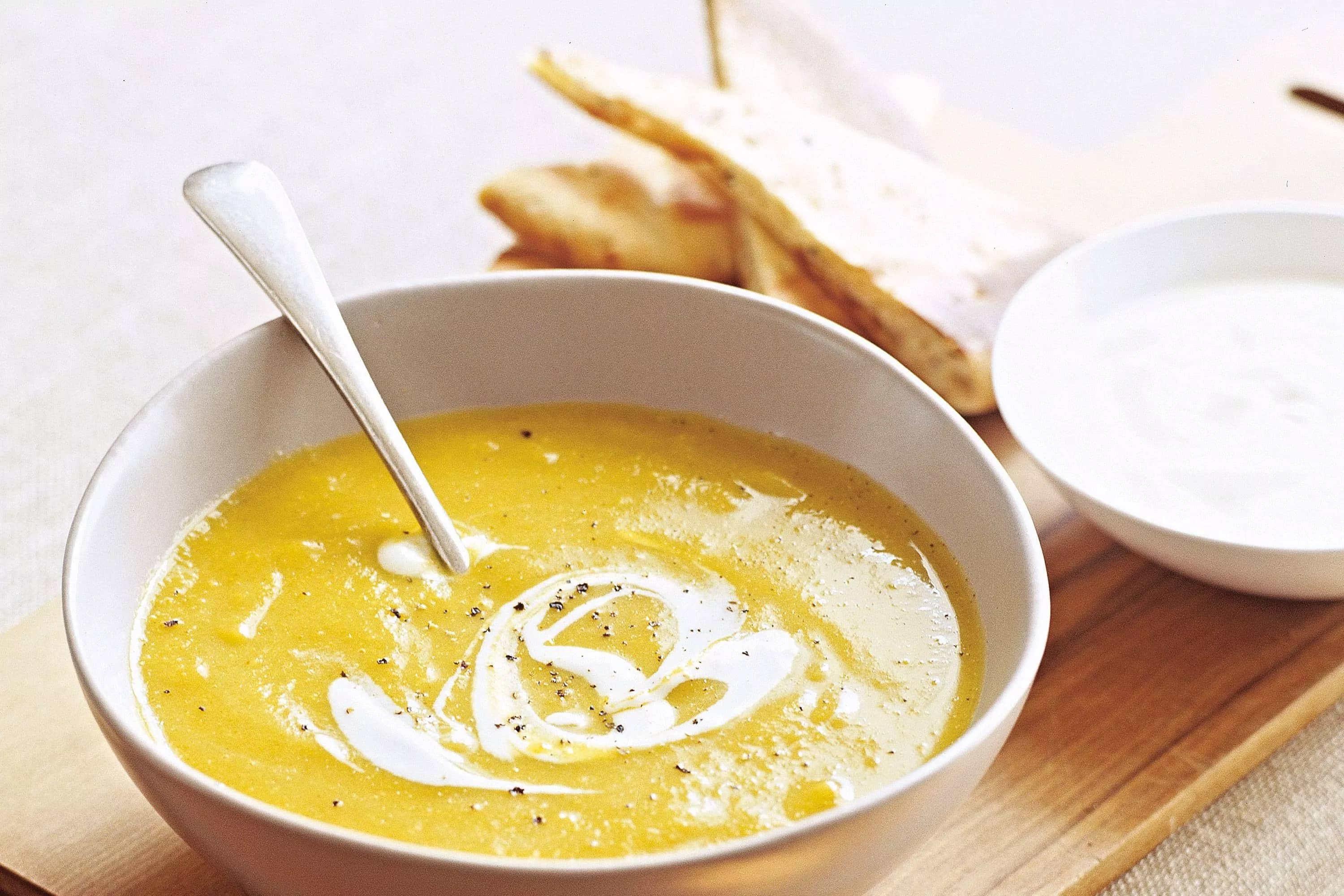 How to make Spiced Cauliflower Soup With Yoghurt Recipe