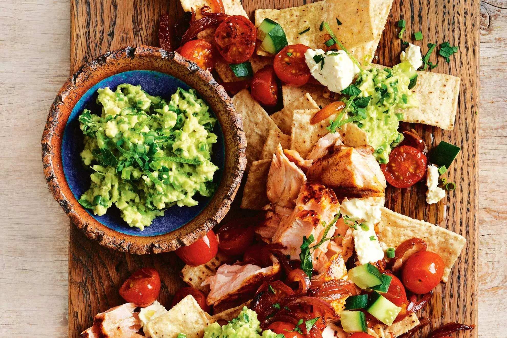 How to make Spicy Salmon Nachos Recipe