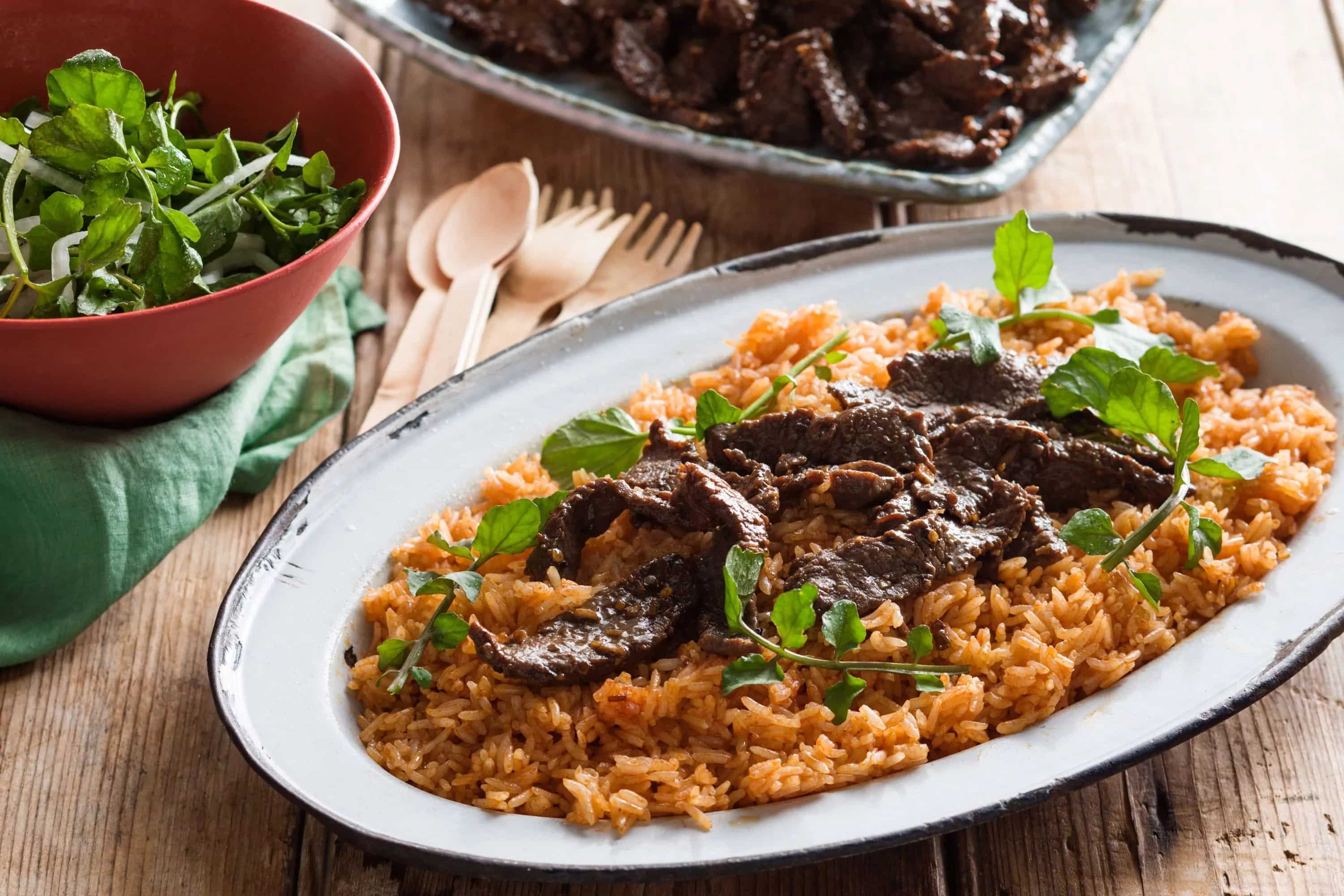 How to make Vietnamese Shaking Beef With Tomato Red Rice Recipe