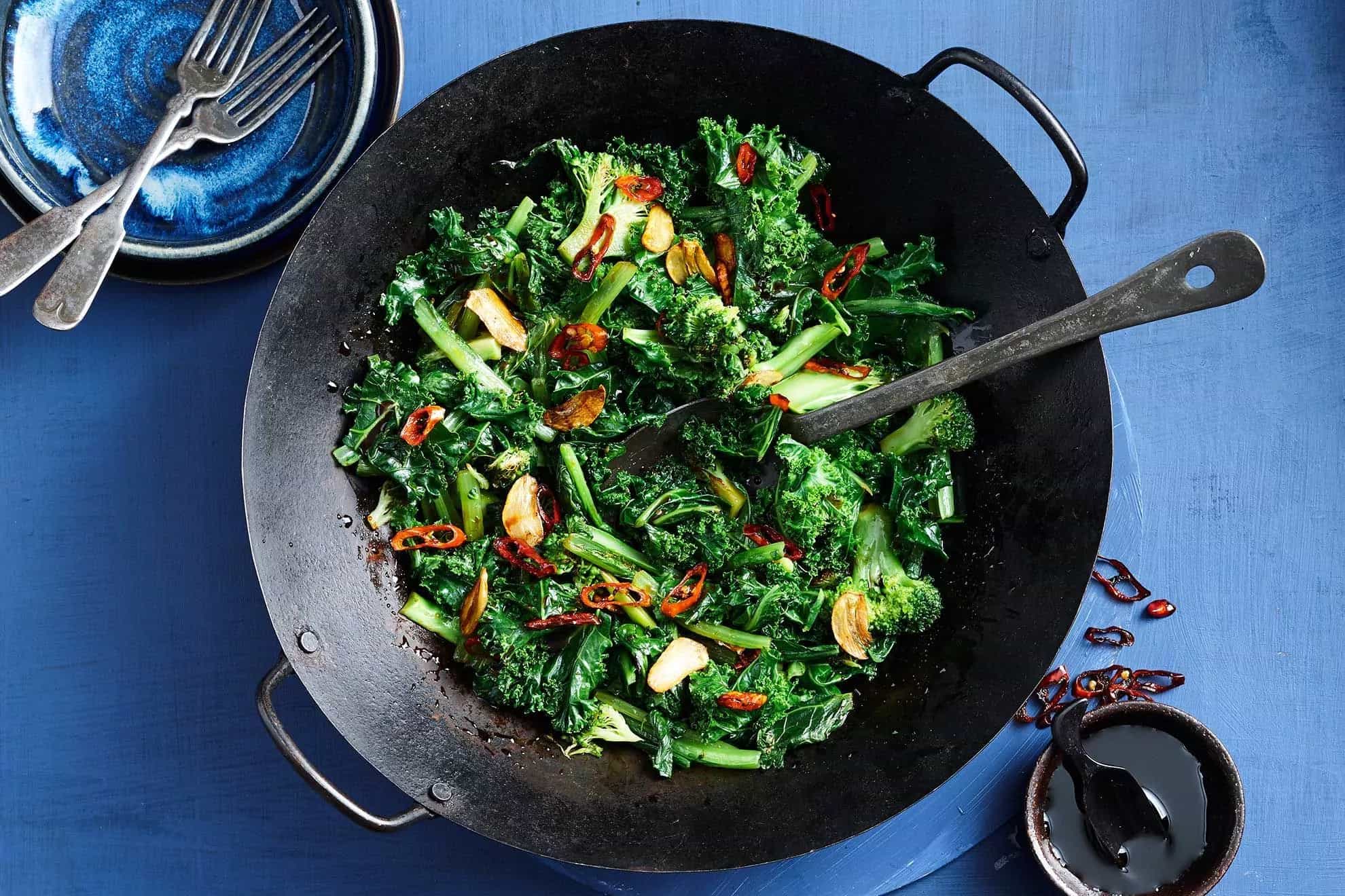 How to make Woktossed Greens With Crispy Garlic And Chilli Recipe