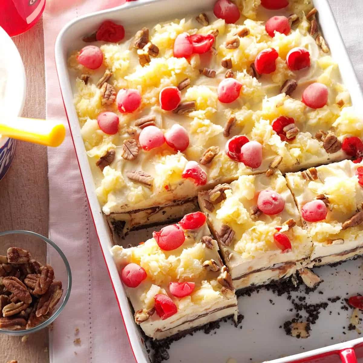 How to make Banana Split Supreme Recipe