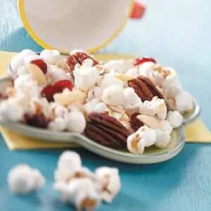 Cranberry Popcorn Deluxe