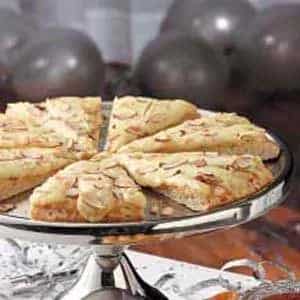 How to make Garlic Brie Pizza Recipe