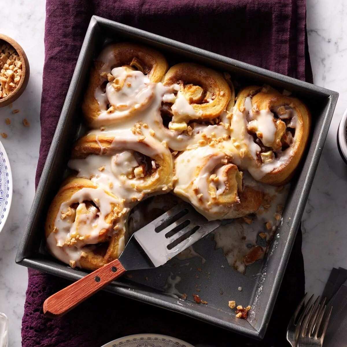 How to make Toffee Apple Cinnamon Buns Recipe