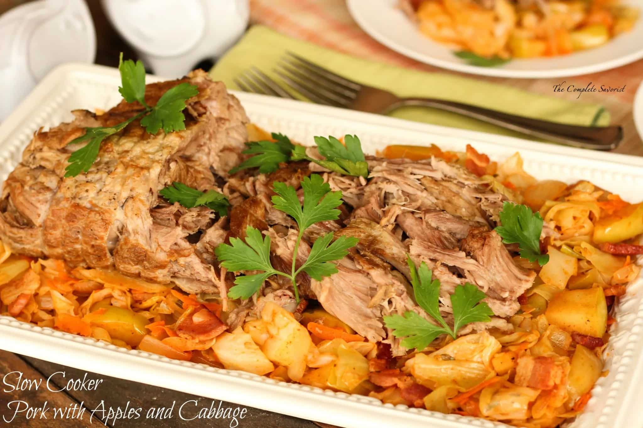 How to make Slow Cooker Pork With Apples And Cabbage Recipe