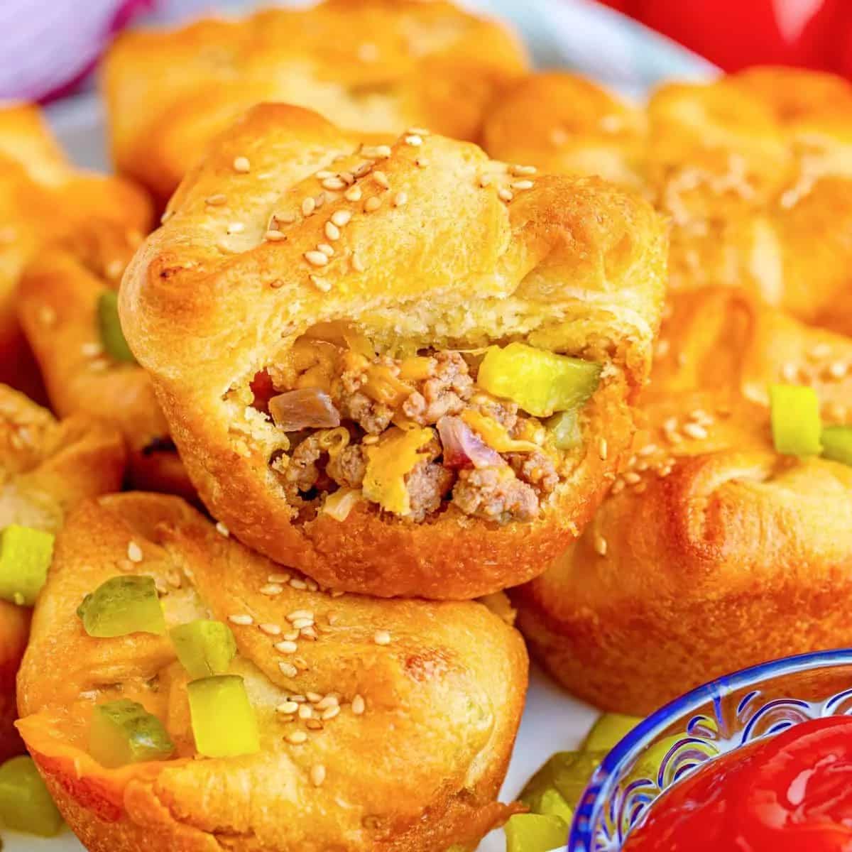 How to make Cheeseburger Crescent Cups Recipe