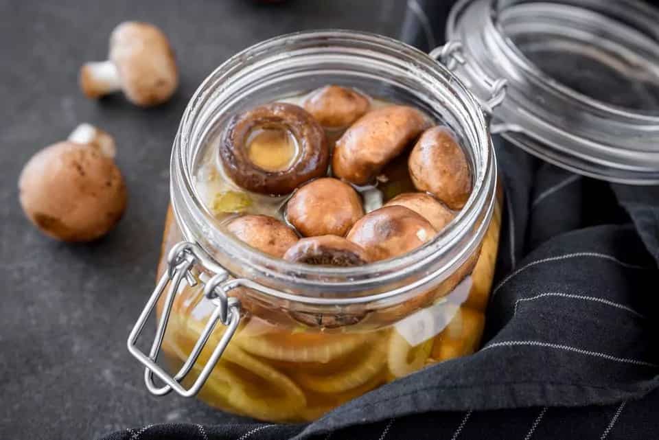 How to make Russian Pickled Mushrooms Recipe