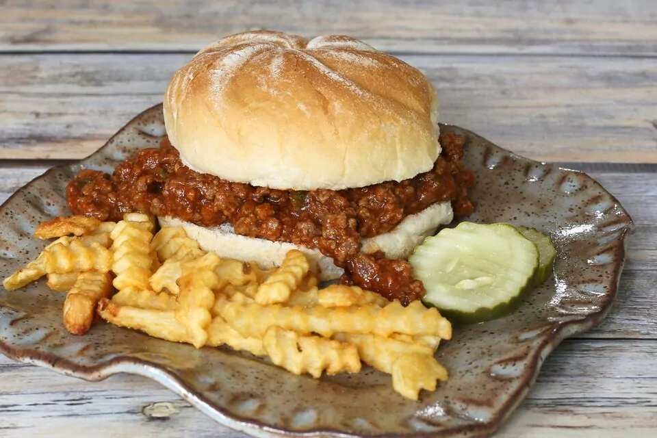 How to make Sloppy Joe Sandwiches With Ground Beef And Sausage Recipe
