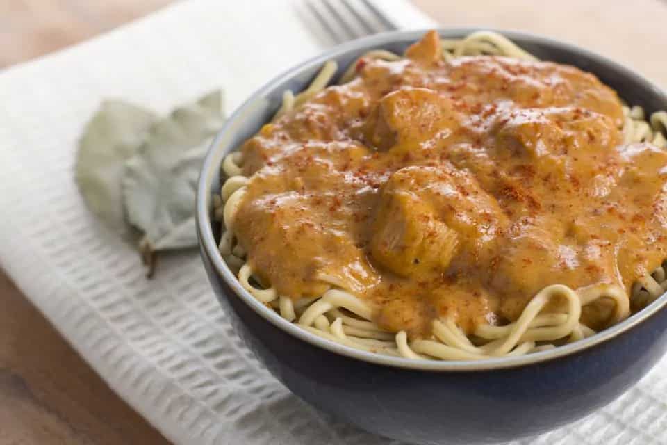 How to make Crock Pot Paprika Chicken With Dumplings Recipe