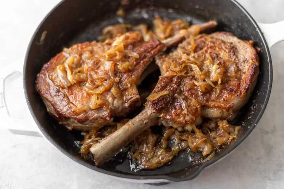 How to make Veal Steaks With Caramelized Onions Recipe