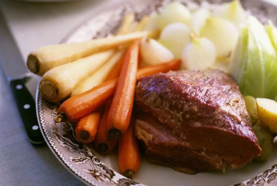 Crock Pot Apple Juice And Brown Sugar Corned Beef Crock Pot Apple Juice And Brown Sugar Corned Beef