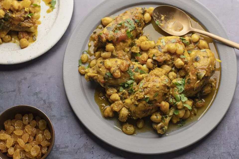 How to make Moroccan Chicken Tagine With Chickpeas And Raisins Recipe