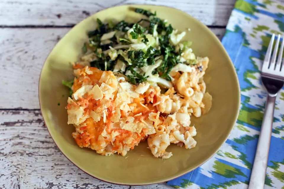 How to make Macaroni And Tuna Bake With Potato Chip Topping Recipe