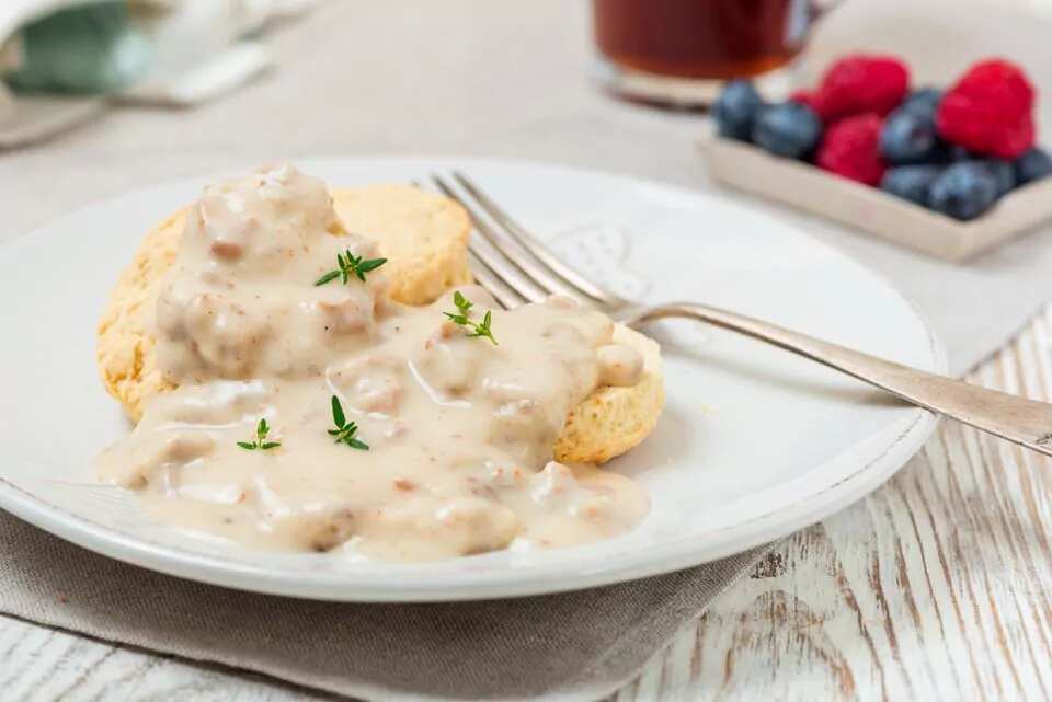 How to make Classic Homemade Southern Sausage Gravy Recipe