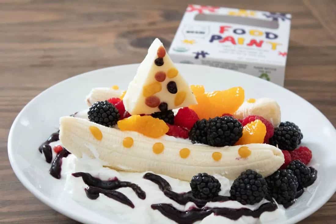 How to make Breakfast Yogurt Fruit Boats Recipe
