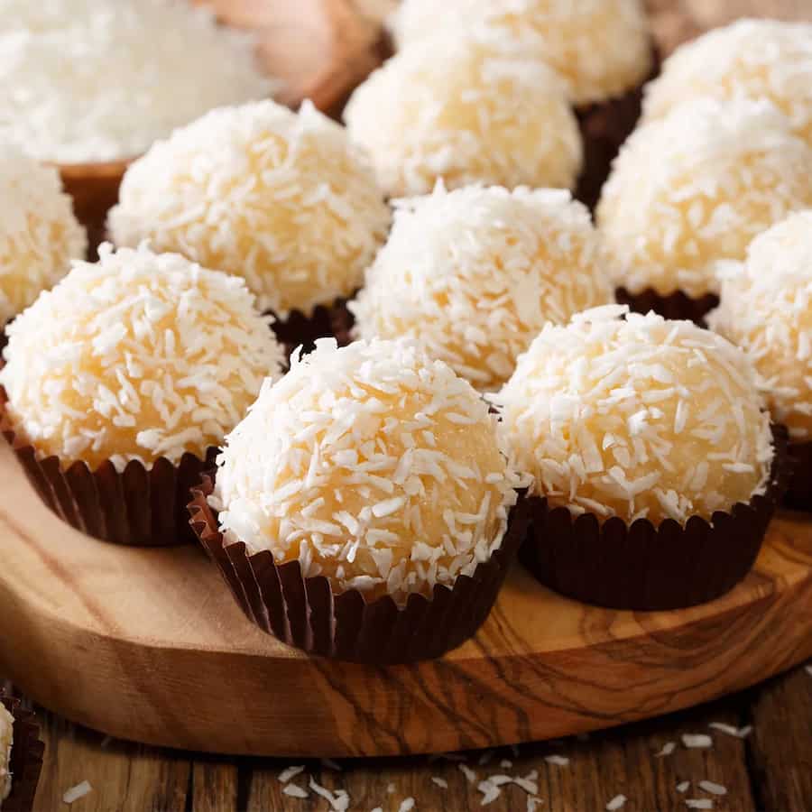 Beijinho Beijinhos Recipe – A Brazilian Coconut Treats Selection!