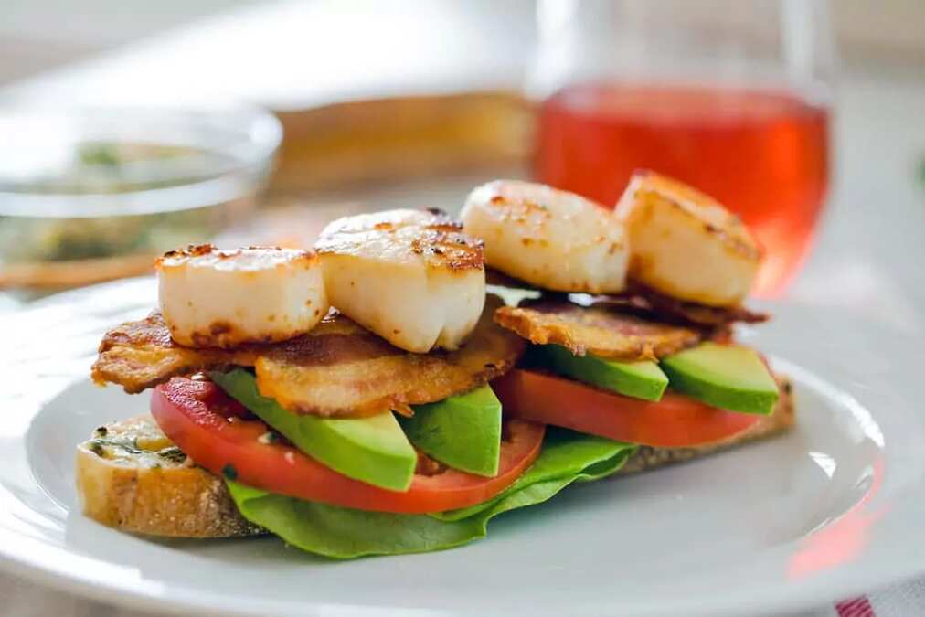 Seared Scallop BLT