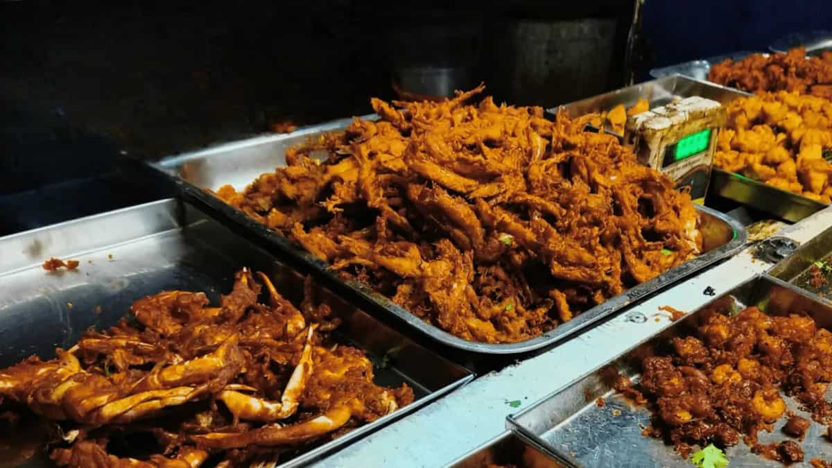 Indulge In A Seafood Feast At This Vizag Food Truck